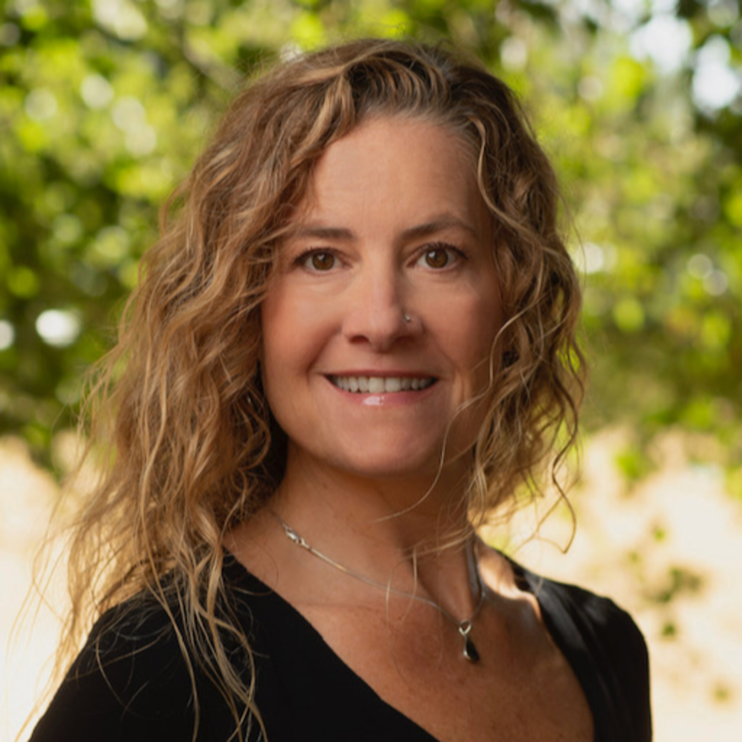 27: Grief, Intuition, & the Afterlife with Liz Peterson